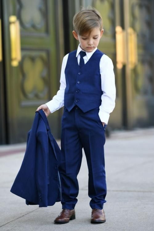 Stilvolle Festliche Kleidung Jungen Set Bild