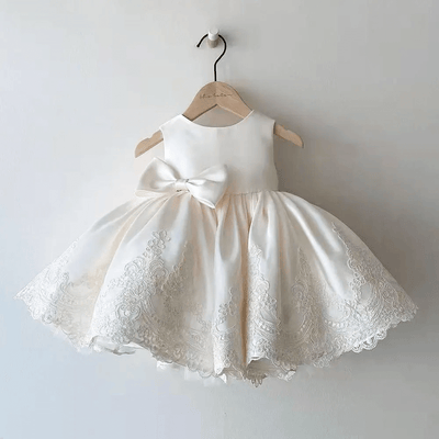 Taufkleid creme